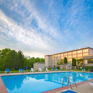 Chester Hotel And Conference Center